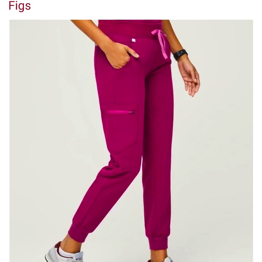 Figs - Zamora, Dark Magenta, size small